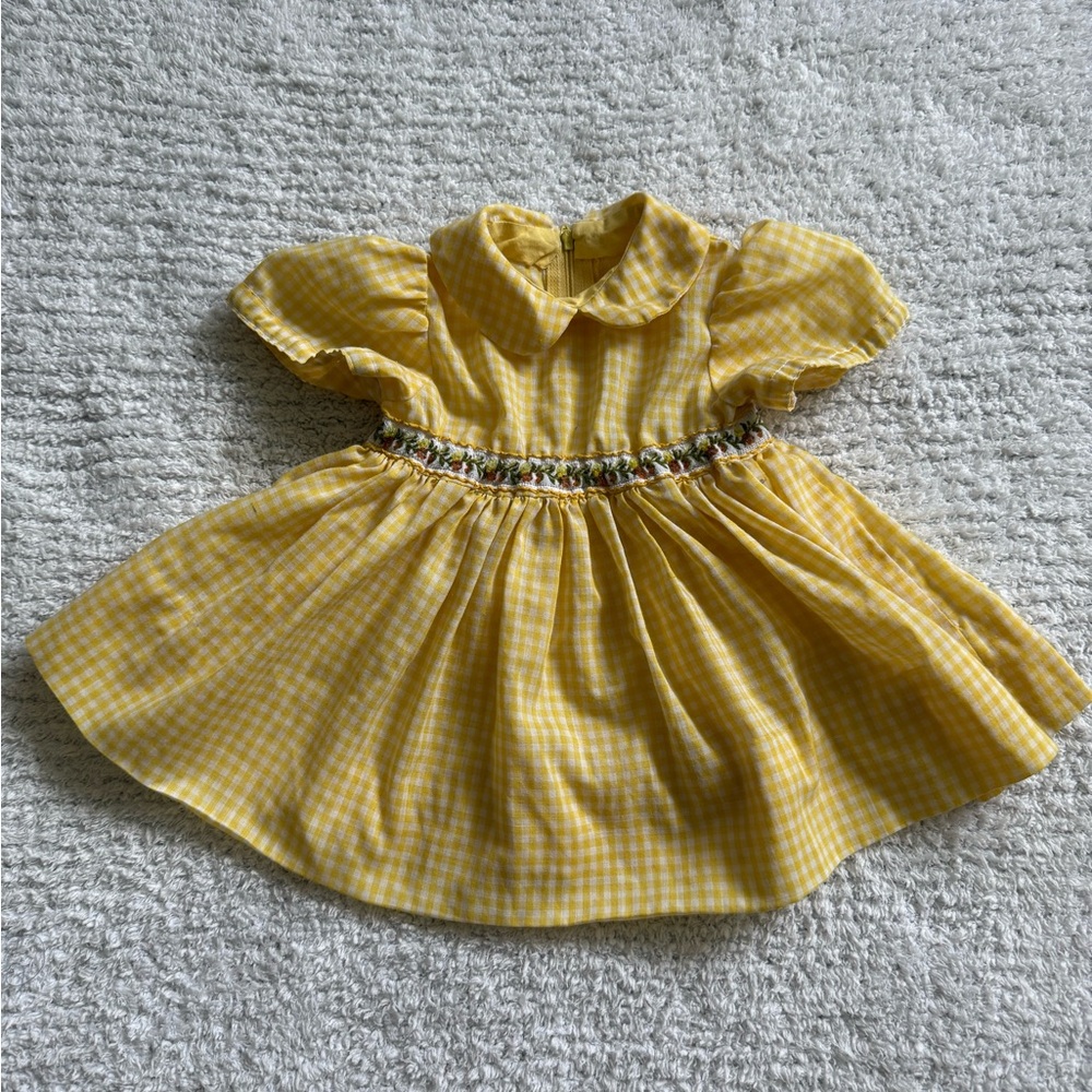 Vintage Sweet Yellow Gingham Smocked Baby Dress 6-9m Easter